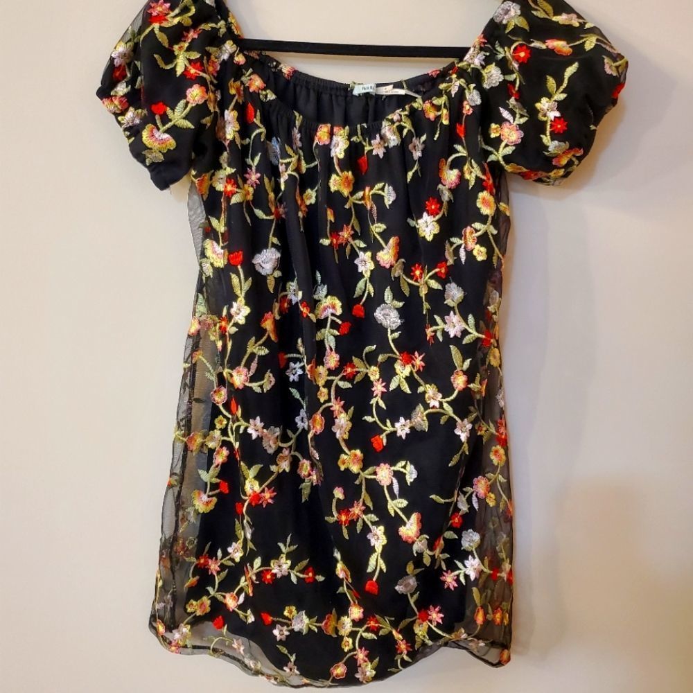 Kimchi Blue embroidered floral dress, M